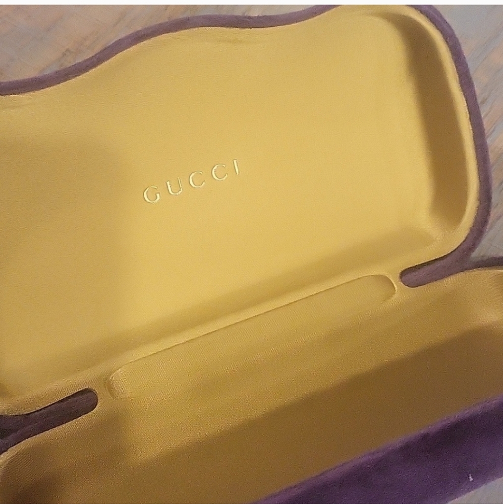Gucci Purple and Yellow Glasses Case - Picture 4 of 4